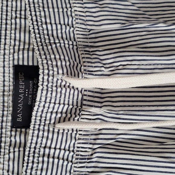 Banana Republic Women's Deck Shorts Size M - Picture 4 of 6